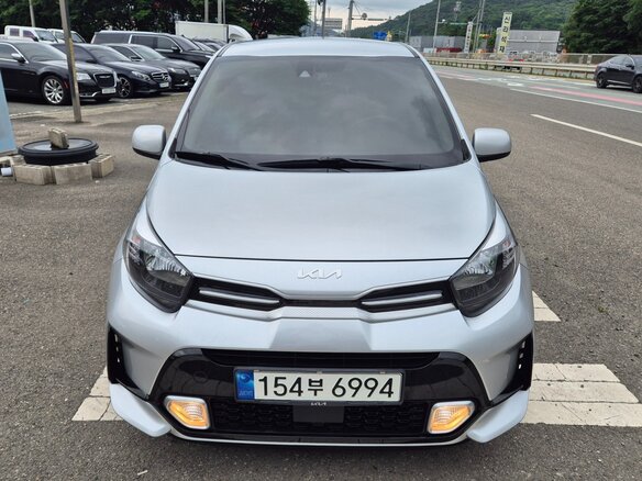 2023 Kia Morning III Рестайлинг 2, серебристый, 1073000 рублей - вид 1
