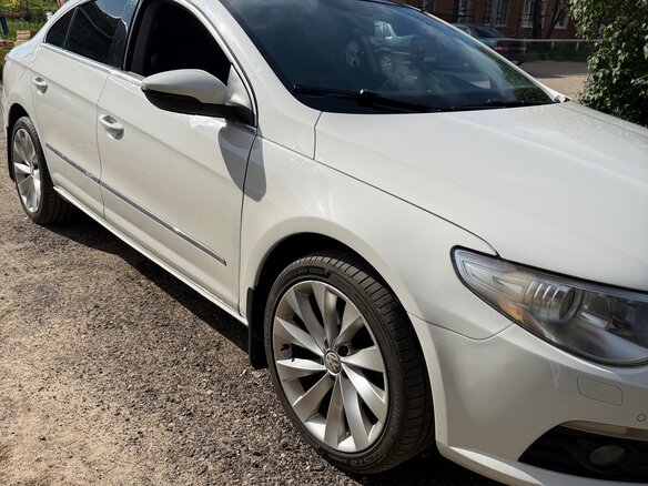 2010 Volkswagen Passat CC I, белый, 900000 рублей