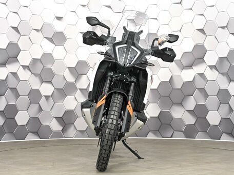2024 KTM 790 Adventure, белый, 1269000 рублей, вид 5
