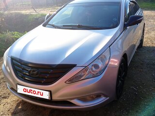 2011 Hyundai Sonata VI (YF), серебристый, 850000 рублей, вид 2
