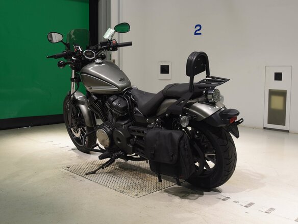 2016 Yamaha XV950 Bolt, серебристый, 655000 рублей - вид 6