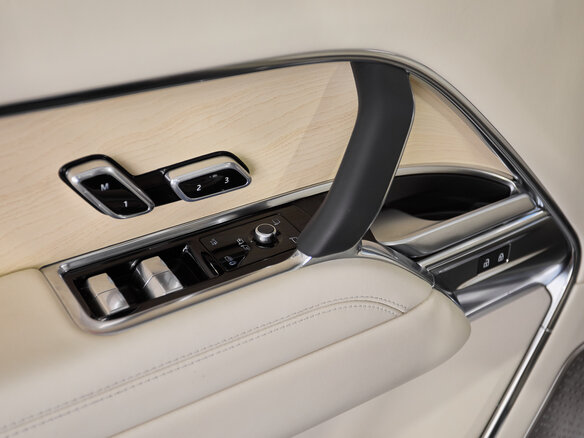 2025 Land Rover Range Rover P530 MHEV V, чёрный, 30800000 рублей - вид 9