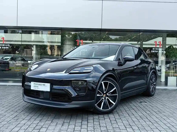 2025 Porsche Macan 4 II, чёрный, 12100000 рублей