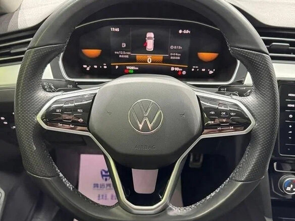 2022 Volkswagen Magotan B8 Рестайлинг, чёрный, 1500000 рублей - вид 5