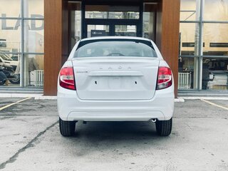 2026 Lada (ВАЗ) Granta I Рестайлинг, белый, 850000 рублей, вид 5