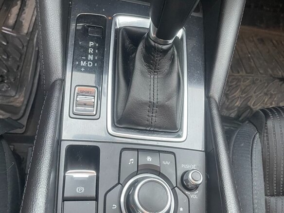 2017 Mazda 6 III (GJ) Рестайлинг, красный, 2000000 рублей - вид 6
