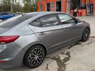 2018 Hyundai Elantra VI (AD) Рестайлинг, серый, 1500000 рублей, вид 3