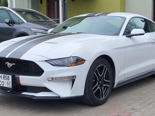 2020 Ford Mustang VI Рестайлинг, белый, 2890000 рублей, вид 3