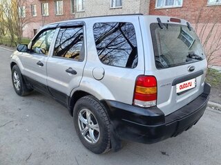 2004 Ford Escape I Рестайлинг, серебристый, 328000 рублей, вид 3