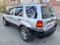 2004 Ford Escape I Рестайлинг, серебристый - вид 2