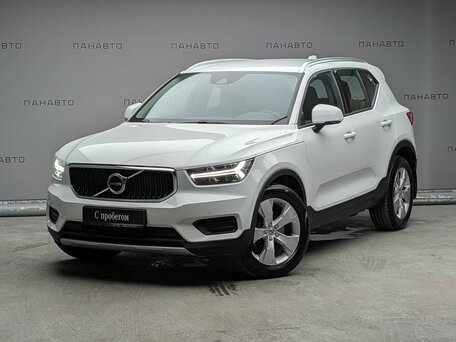 Volvo XC40 I