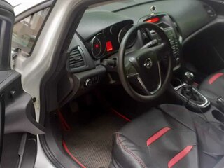 2010 Opel Astra J, белый, 500000 рублей, вид 5
