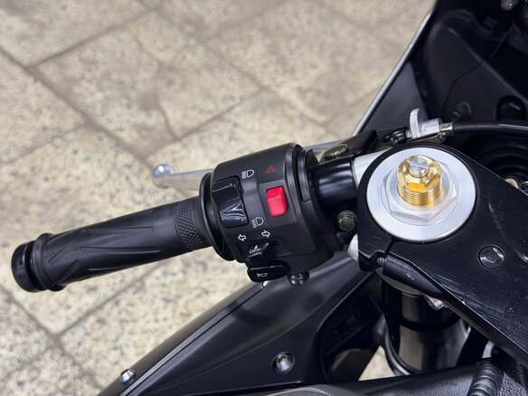 2003 Yamaha YZF-R1, серый, 655000 рублей - вид 16