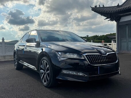 Skoda Superb III Рестайлинг