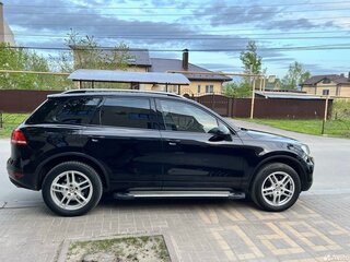 2011 Volkswagen Touareg II, чёрный, 1900000 рублей, вид 3