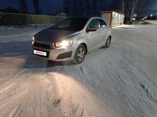 2012 Chevrolet Aveo II, серебристый, 490000 рублей, вид 1