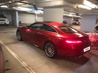 2017 Mercedes-Benz E-Класс 300 V (W213, S213, C238), красный, 3900000 рублей, вид 3