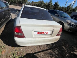 1999 Mazda Familia VIII (BJ), белый, 75000 рублей, вид 2
