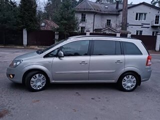 2011 Opel Zafira B Рестайлинг, бежевый, 700000 рублей, вид 3