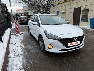 2022 Hyundai Solaris II Рестайлинг, белый, 1260000 рублей, вид 3