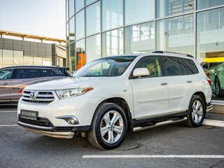 2012 Toyota Highlander II (XU40) Рестайлинг, белый, 1758000 рублей, вид 3