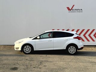 2017 Ford Focus III Рестайлинг, белый, 770000 рублей, вид 2