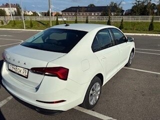 2021 Skoda Rapid II, белый, 900000 рублей, вид 3