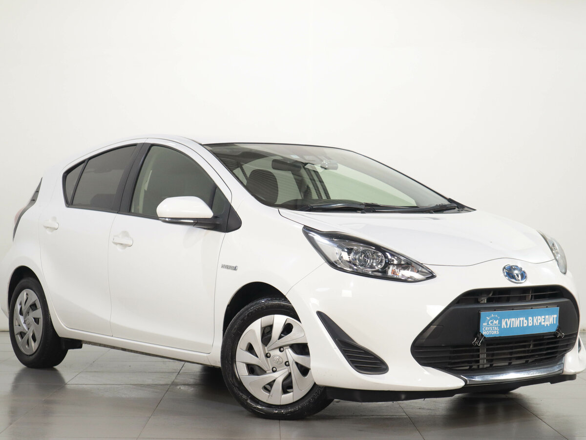Открыть фотографии: Toyota Aqua I Рестайлинг 2