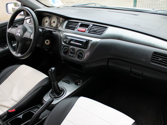 2006 Mitsubishi Lancer IX Рестайлинг, серебристый - вид 10