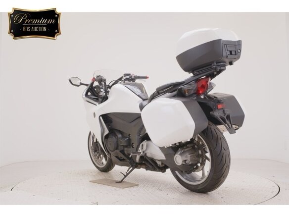 2010 Honda VFR 1200, белый, 691000 рублей - вид 5