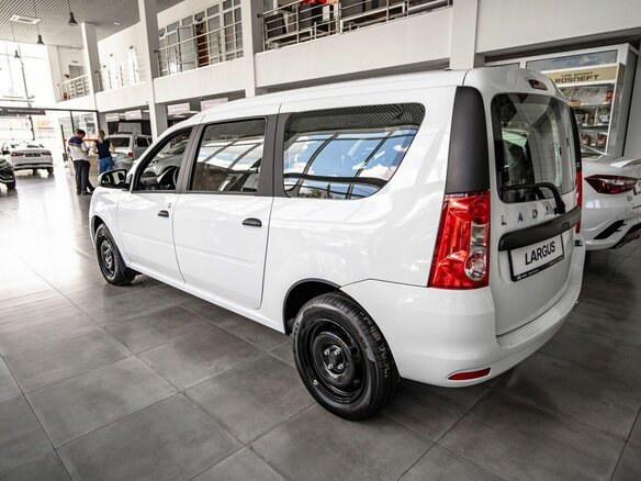 2026 Lada (ВАЗ) Largus I Рестайлинг, белый - вид 9