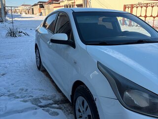 2017 Kia Rio IV, белый, 890000 рублей, вид 5