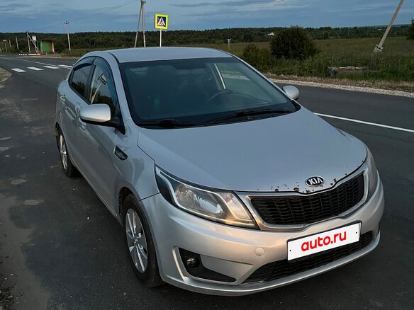 2014 Kia Rio III, серебристый, 555000 рублей - вид 1
