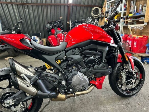 2021 Ducati Monster 937, красный, 1080000 рублей - вид 14