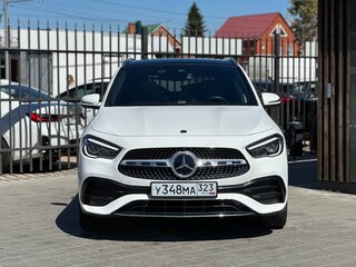2021 Mercedes-Benz GLA 250 II (H247), белый, 3390000 рублей, вид 2