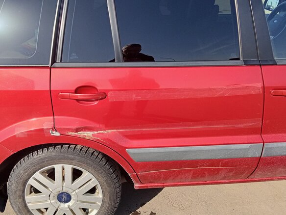 2006 Ford Fusion I Рестайлинг, красный, 330000 рублей - вид 6