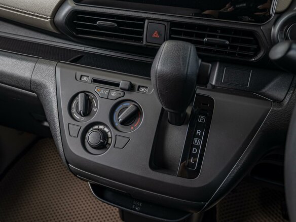 2019 Nissan Dayz II, белый - вид 12