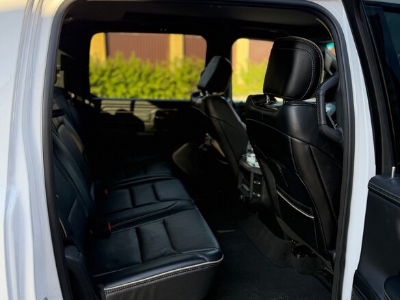 2019 Ram 1500 Crew Cab V, белый, 7000000 рублей - вид 17