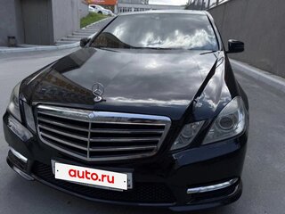 2013 Mercedes-Benz E-Класс 200 7G-Tronic IV (W212, S212, C207), чёрный, 3000000 рублей, вид 1