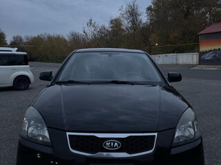 2010 Kia Rio II Рестайлинг, чёрный, 420000 рублей, вид 1