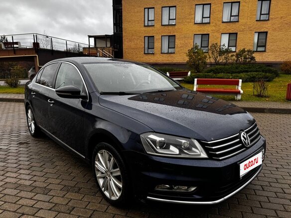 2014 Volkswagen Passat B7, синий, 1199000 рублей - вид 2