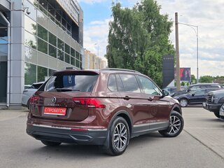 2021 Volkswagen Tiguan II Рестайлинг, коричневый, 2199000 рублей, вид 5