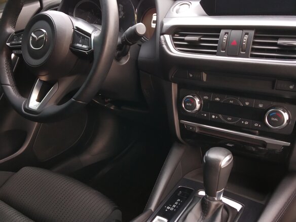 2017 Mazda 6 III (GJ) Рестайлинг, коричневый, 1770000 рублей - вид 16