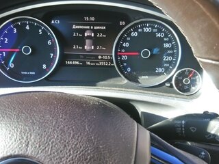 2015 Volkswagen Touareg II Рестайлинг, коричневый, 2940000 рублей, вид 2