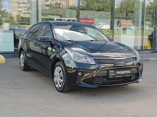 2017 Kia Rio IV, чёрный, 1280000 рублей, вид 3