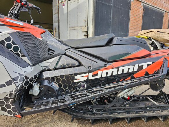 2022 BRP Ski-Doo Summit 850, оранжевый, 1599000 рублей - вид 7