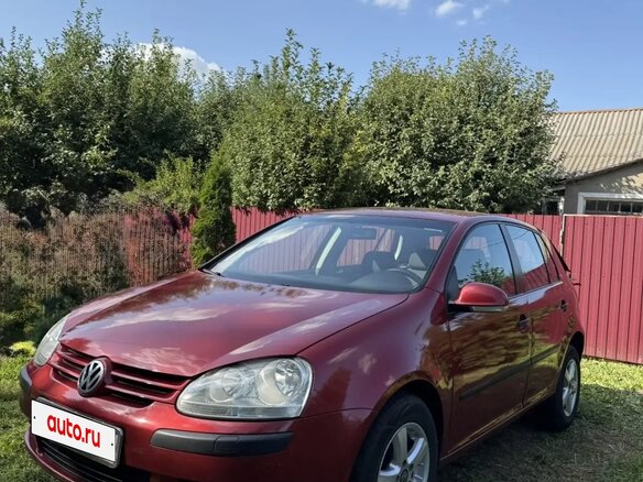 2005 Volkswagen Golf V, красный, 430000 рублей