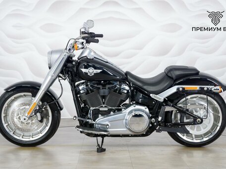 2017 Harley-Davidson Fat Boy, чёрный, 1815000 рублей, вид 2
