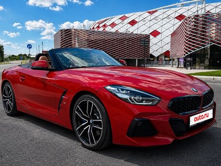 2022 BMW Z4 20i III (G29), красный, 5690000 рублей, вид 4