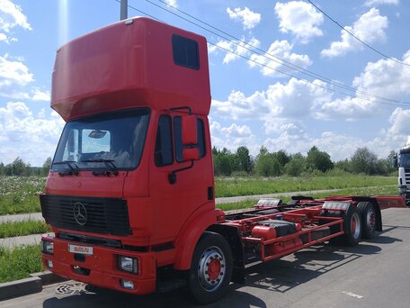 1991 Mercedes-Benz 2435, красный, 870000 рублей, вид 2